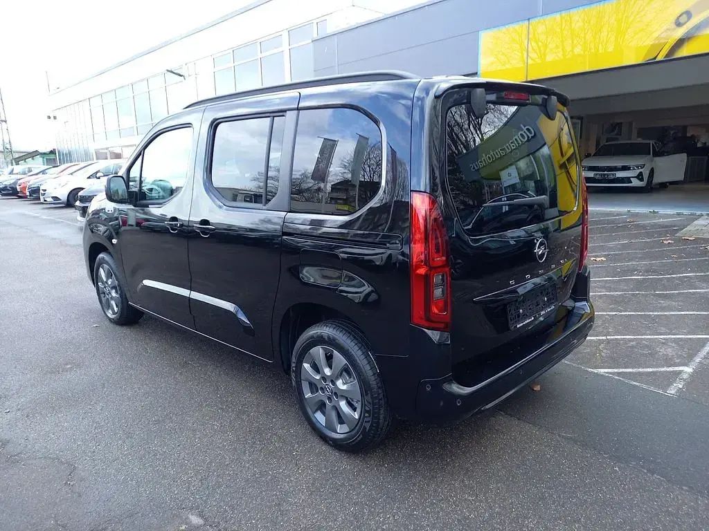 Neu Opel Combo Life 131 PS (96 kW) 2026 Schwarz Van / Kleinbus