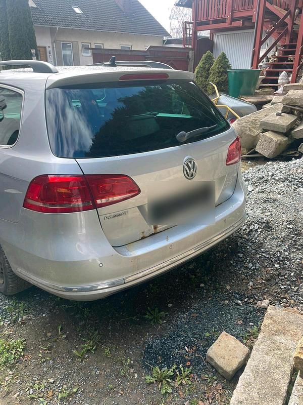 Gebraucht VW Passat 140 PS (102 kW) 2014 Silber Kombi