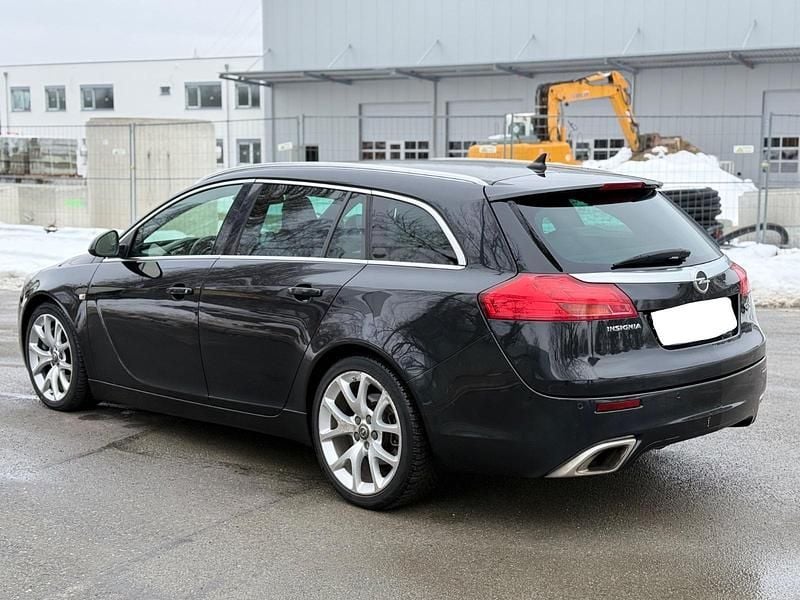 Gebraucht Opel Insignia OPC 325 PS (239 kW) 2011 Schwarz Kombi