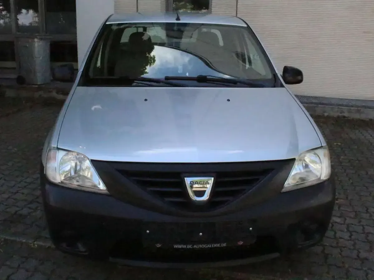 Gebraucht Dacia Pick up Ambiance 88 PS (64 kW) 2012 Silber Pickup