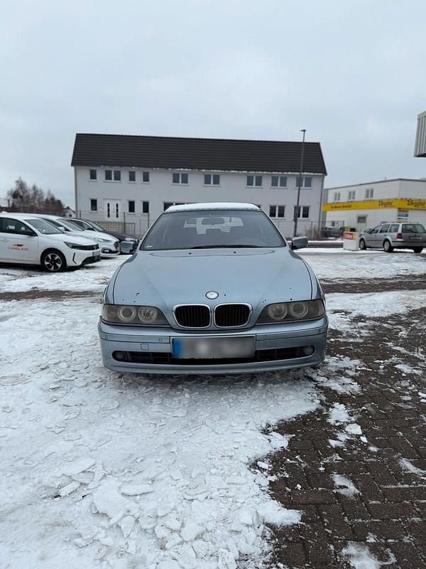 Gebraucht BMW 530 193 PS (141 kW) 2002 Kombi