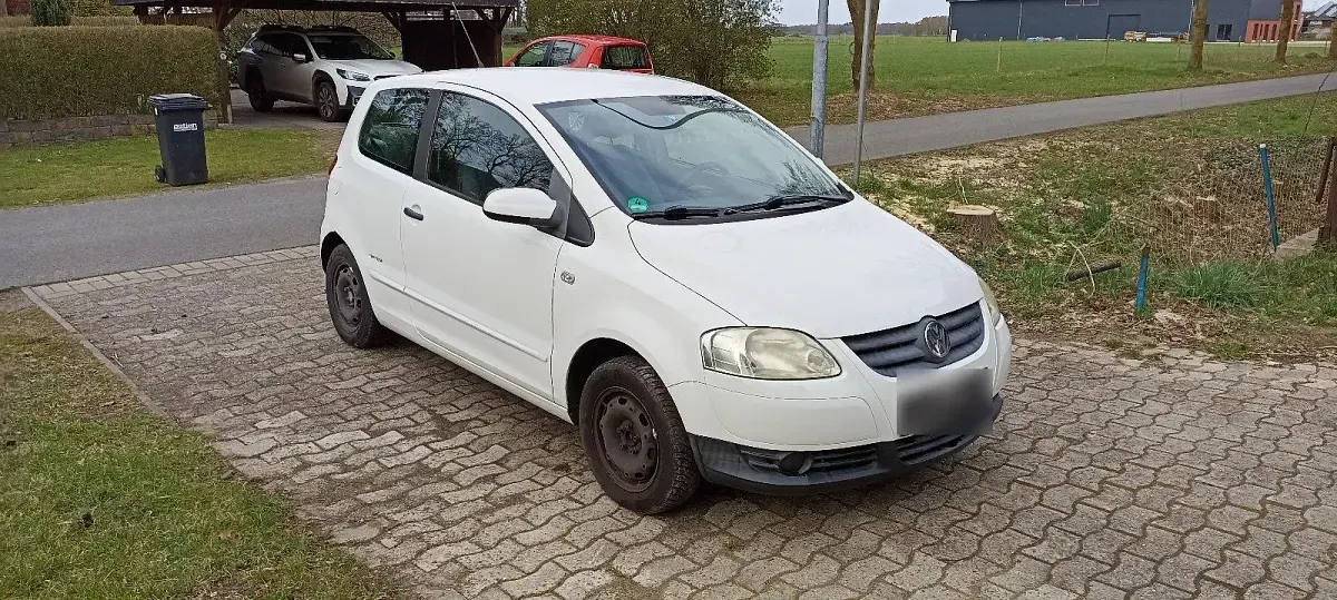 Usata VW Fox 54 CV (39 kW) 2009 Bianco Utilitaria