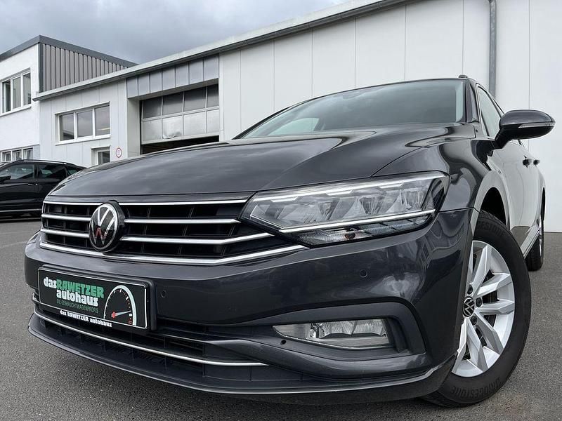 Mangangrau Gebraucht 2022 VW Passat Business Kombi | 19.460 € (Guter Preis) - Bild 1/4