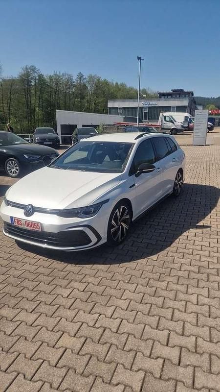 Gebraucht 2023 VW Golf VIII R-line Kombi | 27.000 € (Guter Preis) - Bild 1/4