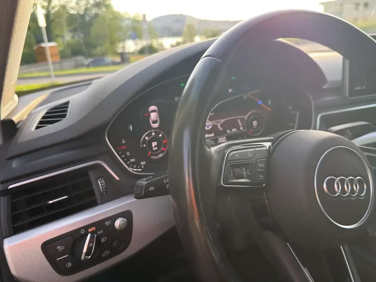 Gebraucht Audi A5 Design 190 PS (139 kW) 2018 Coupé