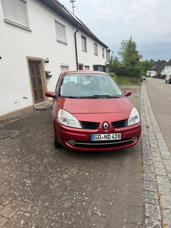 Rot Gebraucht 2006 Renault Scénic II Dynamique Van / Kleinbus | 2.000 € (Fairer Preis) - Bild 1/4