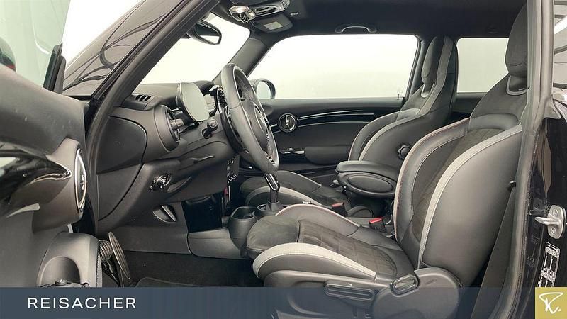 Gebraucht Mini John Cooper Works 231 PS (169 kW) 2023 Schwarz Kleinwagen