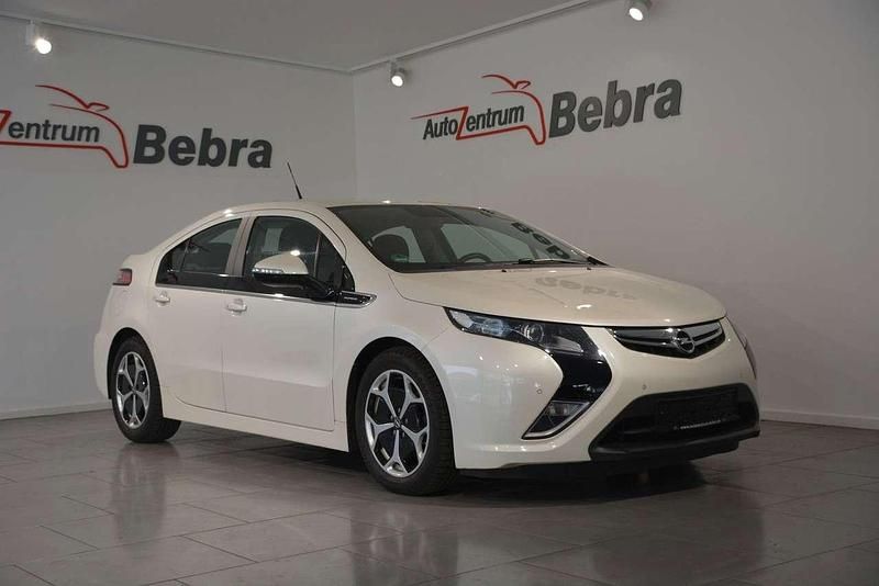 Second-hand Opel Ampera Edition 111 kW (151 CP) 2012 Alb Hatchback