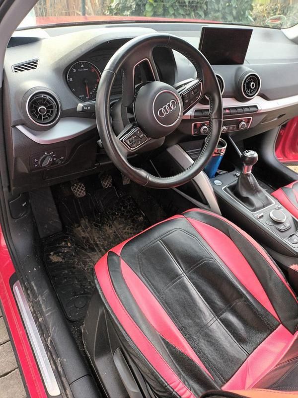 Gebraucht Audi Q2 Design 150 PS (110 kW) 2019 Rot SUV