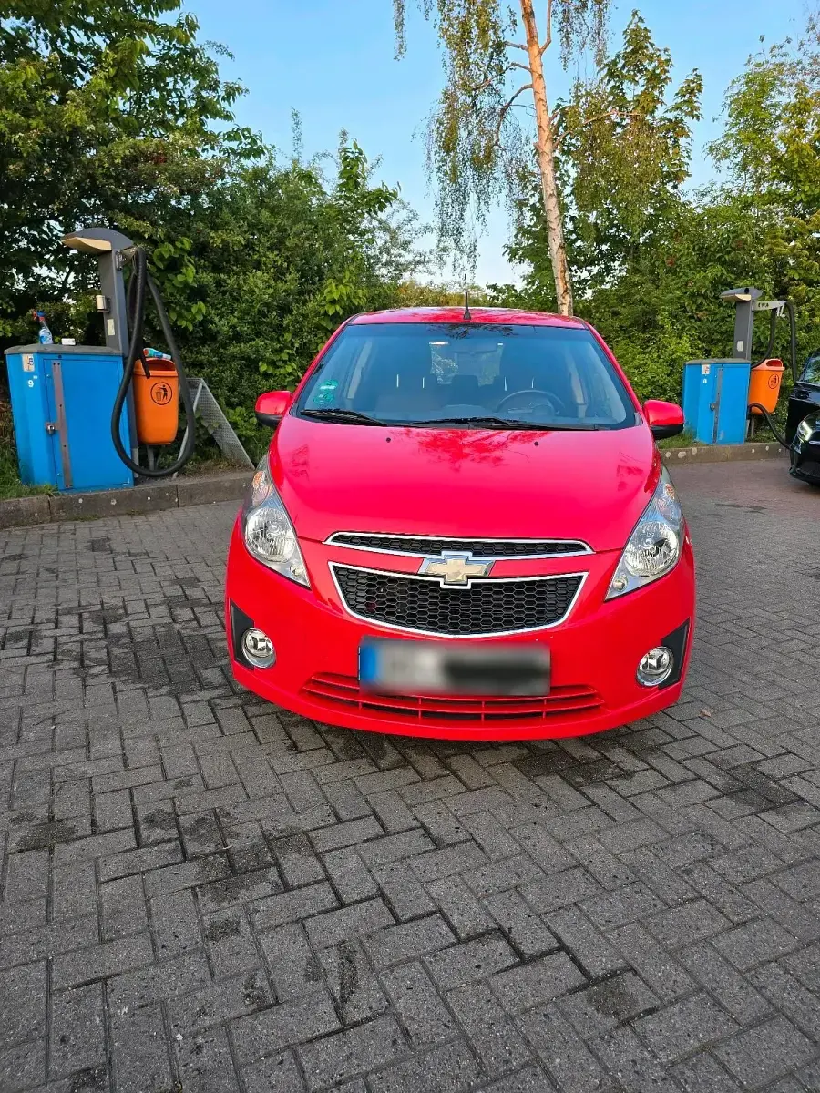 Second-hand Chevrolet Spark 68 CP (50 kW) 2013 Roșu Hatchback