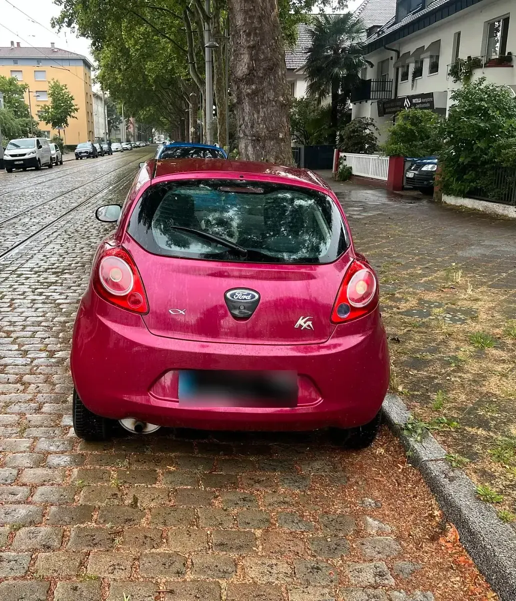 Gebraucht Ford Ka 69 PS (50 kW) 2009 Rot Kleinwagen