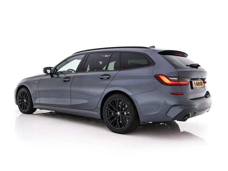 Gebraucht BMW 320e Performance 204 PS (150 kW) 2021 Grau Kombi