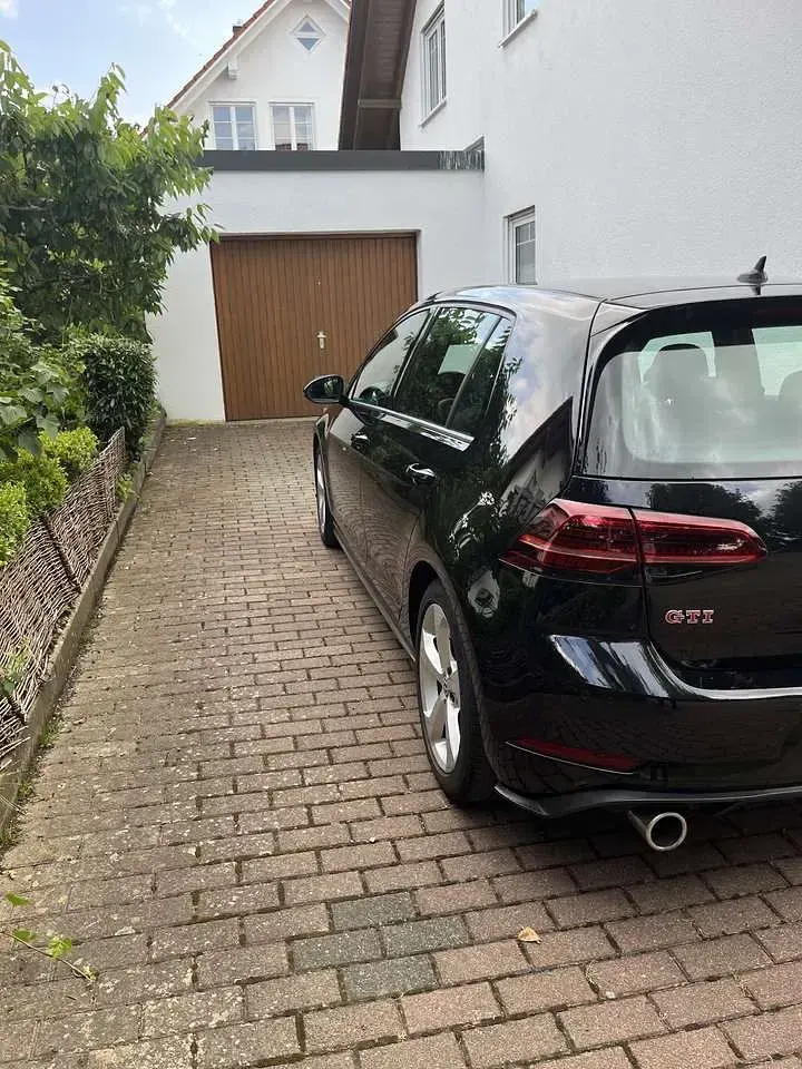 Gebraucht VW Golf VIII GTI 245 PS (180 kW) 2020 Schwarz Kleinwagen