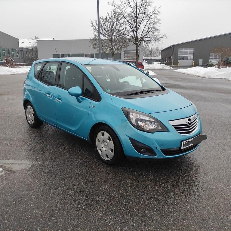 Gebraucht Opel Meriva Edition 131 PS (96 kW) 2012 Grün Van / Kleinbus