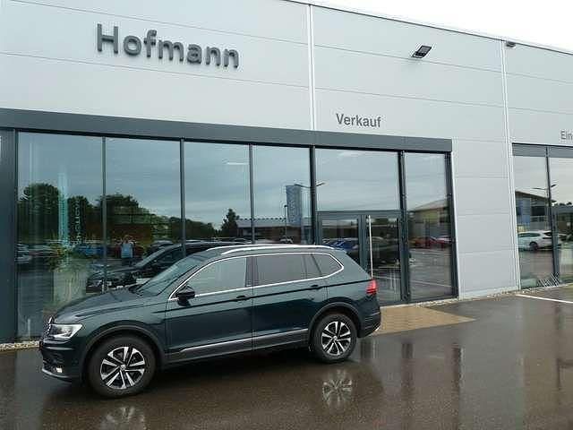 Grün Gebraucht 2020 VW Tiguan Allspace IQ Drive SUV | 22.950 € (Superpreis) - Bild 1/4