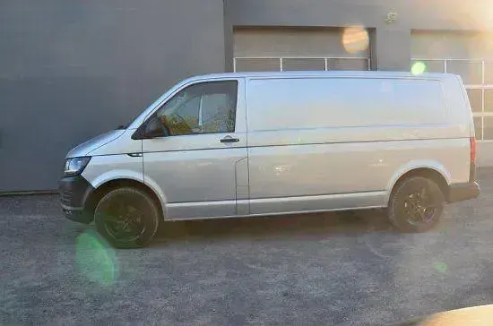 Gebraucht VW Transporter 179 PS (131 kW) 2016 Silber Van