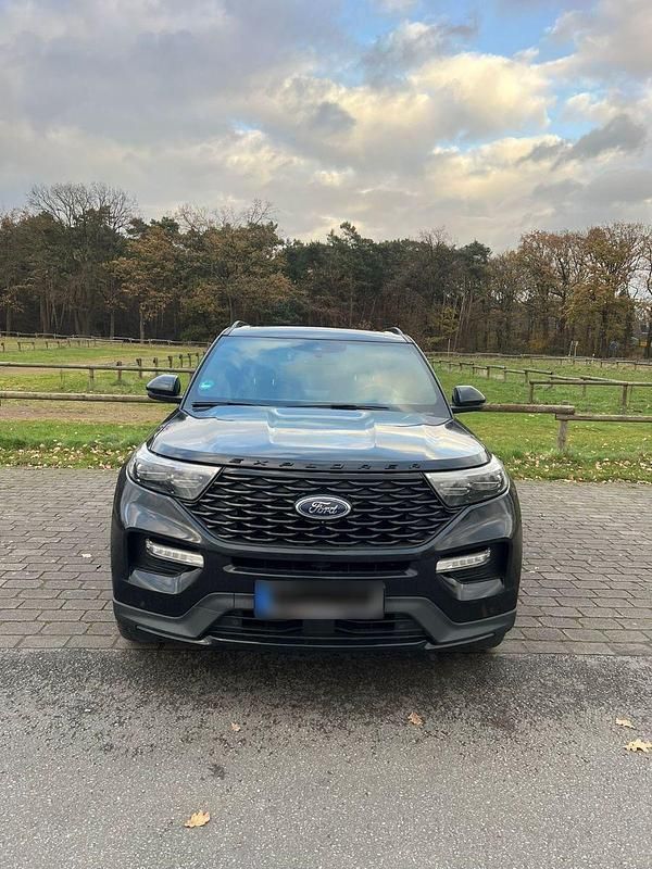 Używany Ford Explorer ST-Line 457 KM (336 kW) 2021 Czarny SUV