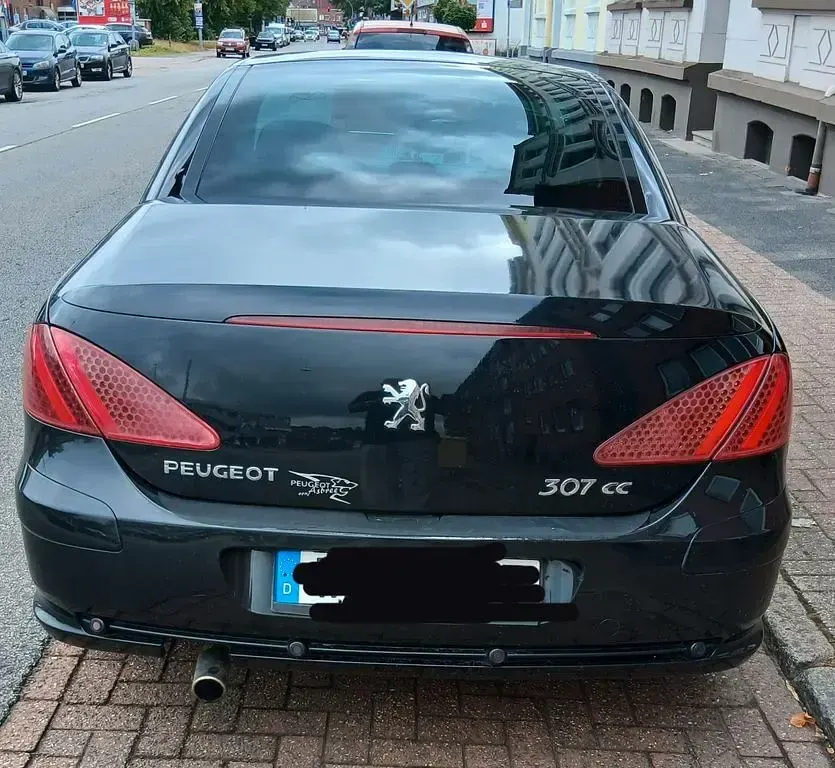 Gebraucht Peugeot 307 CC Tendance 136 PS (100 kW) 2005 Schwarz Cabrio