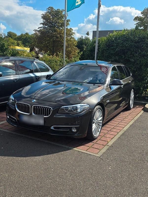 Gebraucht BMW 520 184 PS (135 kW) 2014 Braun Kombi