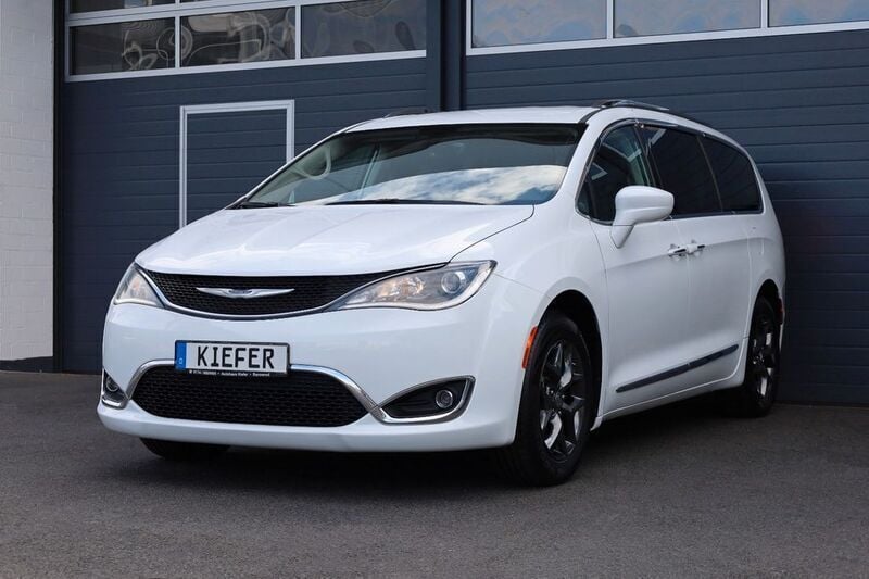 Gebraucht Chrysler Pacifica 291 PS (214 kW) 2019 Weiß SUV
