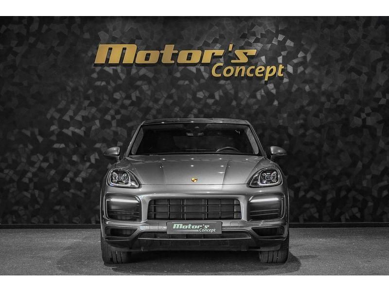 Gebraucht Porsche Cayenne 462 PS (339 kW) 2022 Grau SUV