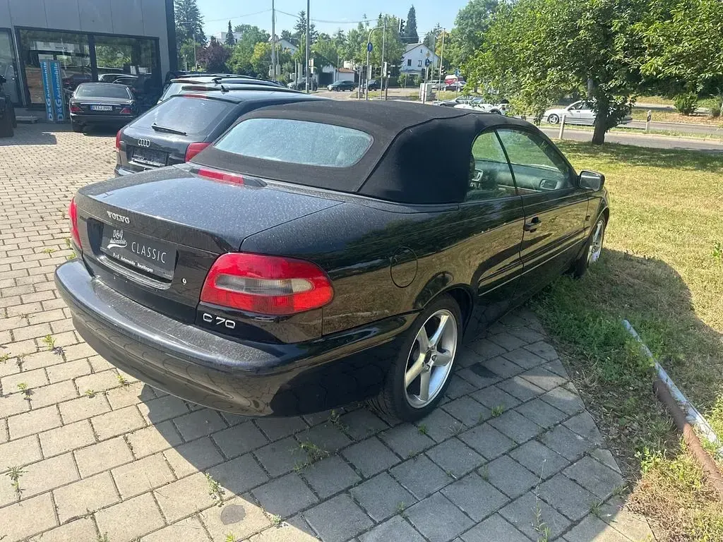 Gebraucht Volvo C70 163 PS (119 kW) 2002 Schwarz Cabrio