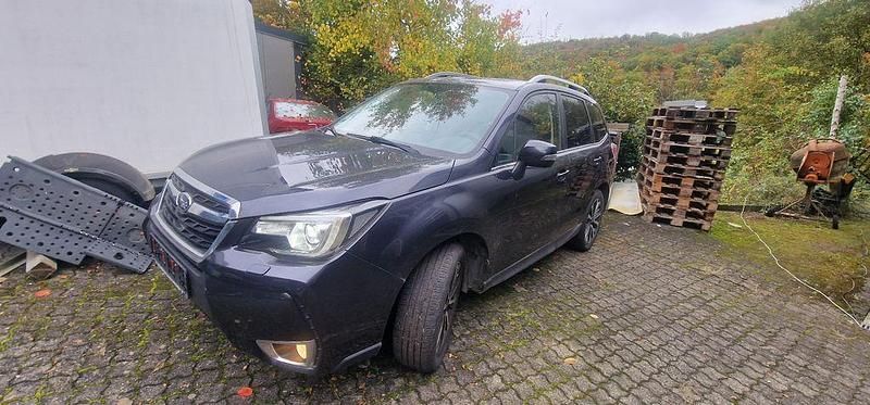 Grau Gebraucht 2017 Subaru Forester Sport SUV | 8.444 € - Bild 1/4