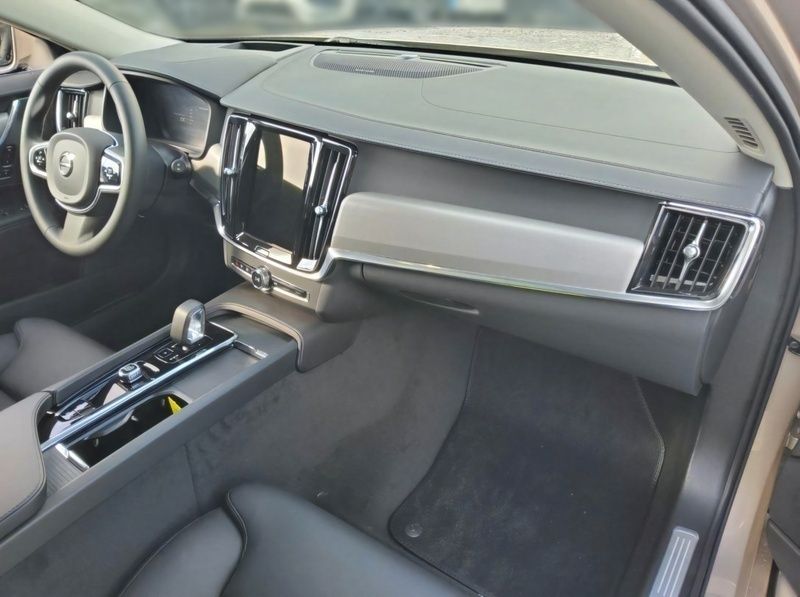 Gebraucht Volvo V90 Ultimate 197 PS (144 kW) 2023 Other Kombi