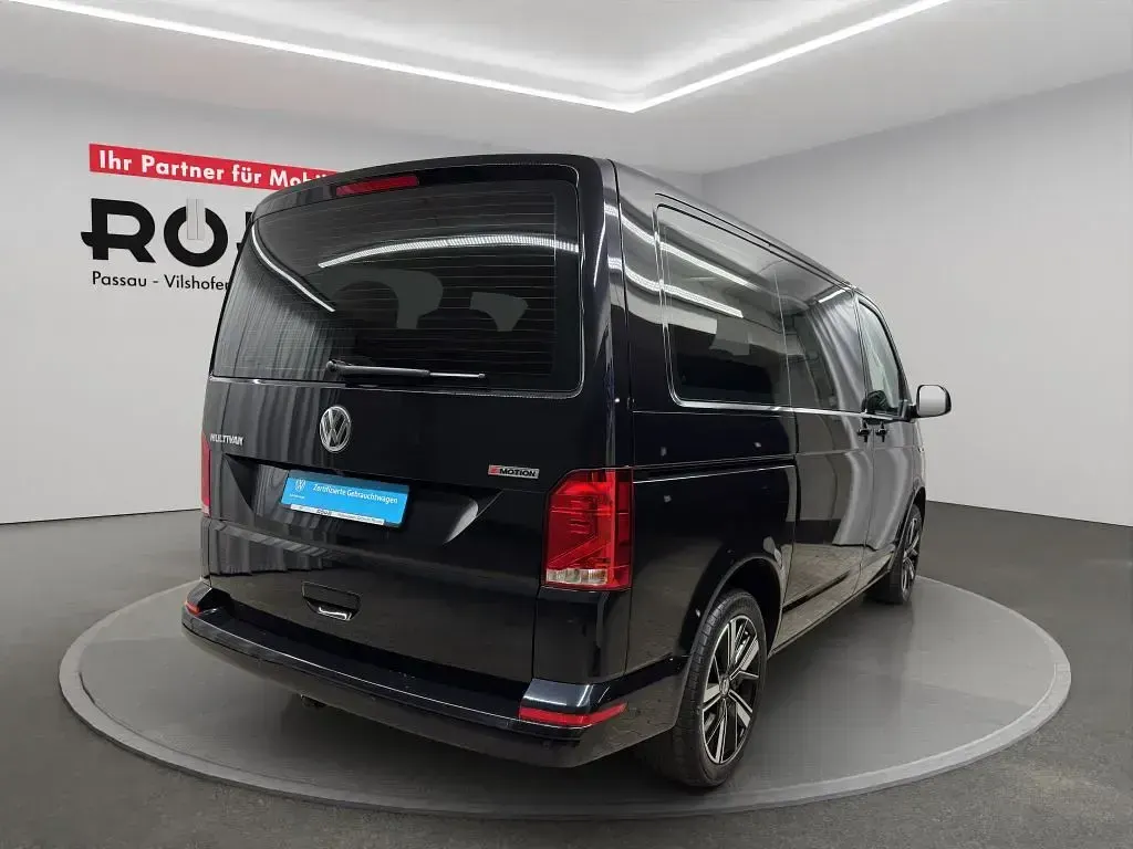 Gebraucht VW T6.1 Comfortline 199 PS (146 kW) 2021 Deep black perleffekt Van