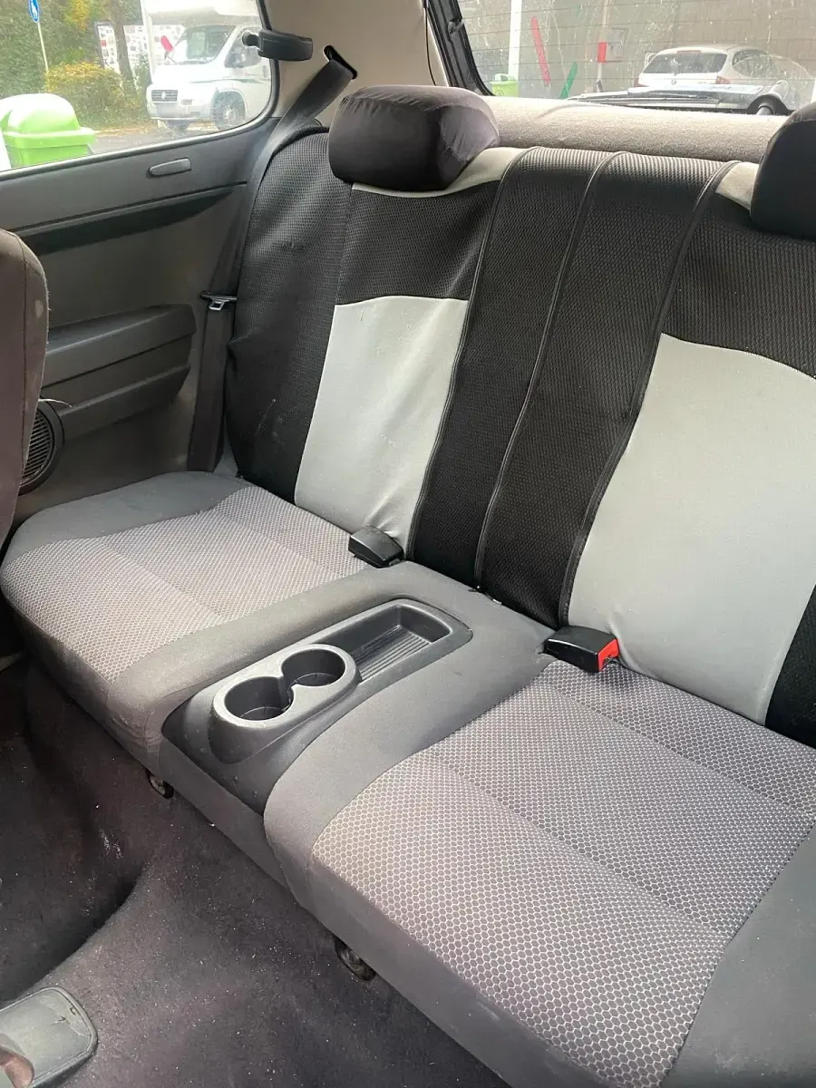 Gebraucht VW Fox 70 PS (51 kW) 2006 Schwarz Kleinwagen