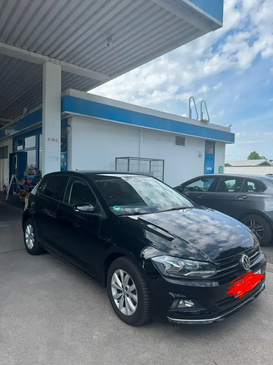 Gebraucht VW Polo Highline 95 PS (69 kW) 2019 Schwarz Kleinwagen
