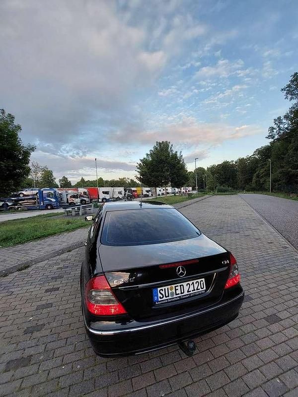 Gebraucht Mercedes E280 Avantgarde 190 PS (139 kW) 2006 Limousine