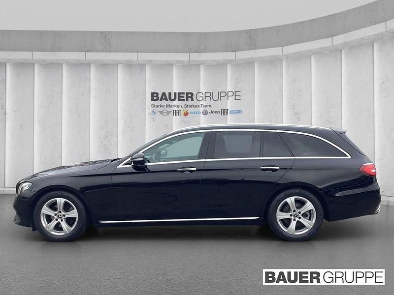 Gebraucht Mercedes E220 194 PS (142 kW) 2018 Schwarz Kombi