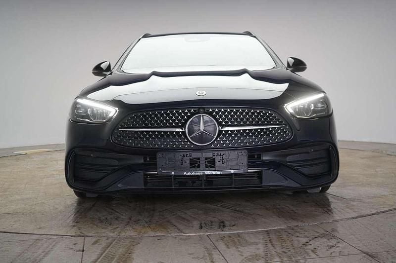 Gebraucht Mercedes C300 AMG 258 PS (189 kW) 2022 Cavansitblau Kombi