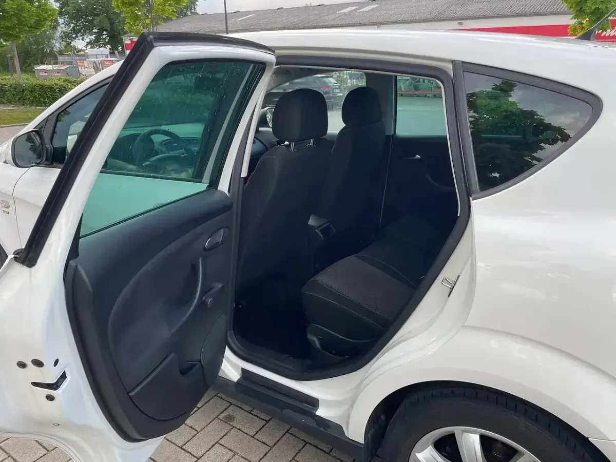 Gebraucht Seat Altea 105 PS (77 kW) 2010 Van / Kleinbus