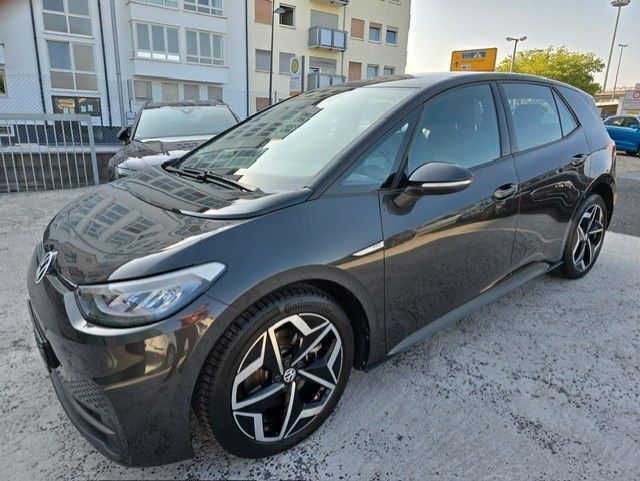 Grau Gebraucht 2021 VW ID.3 Pro Kleinwagen | 18.690 € (Superpreis) - Bild 1/4