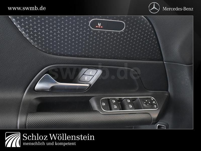Gebraucht Mercedes GLB220 190 PS (139 kW) 2025 Schwarz SUV