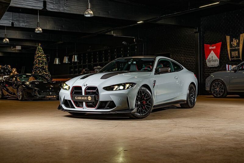 Grau Gebraucht 2024 BMW M4 Performance Coupé | 134.444 € (Etwas zu teuer) - Bild 1/4