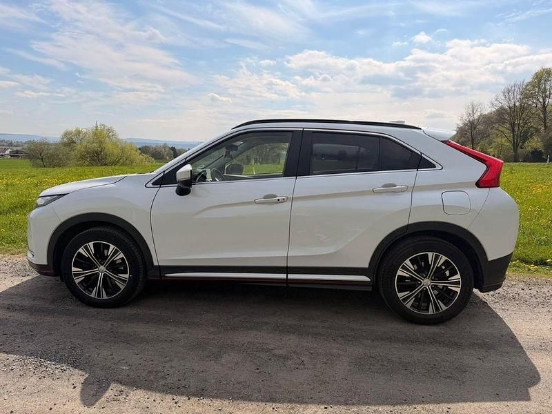 Gebraucht Mitsubishi Eclipse Cross 163 PS (119 kW) 2018 Weiß SUV