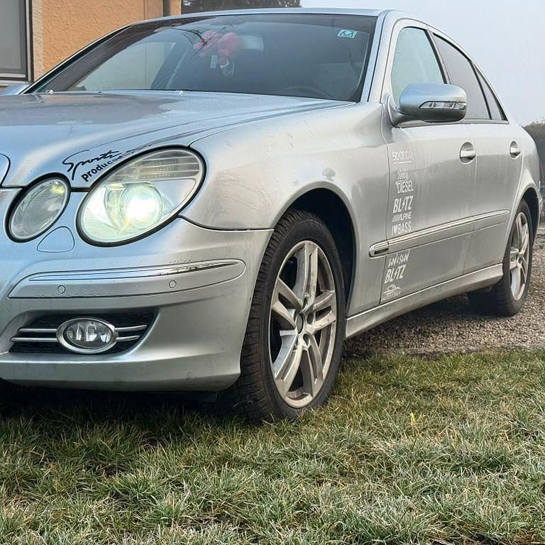 Gebraucht Mercedes E420 Avantgarde 314 PS (230 kW) 2007 Silber Limousine