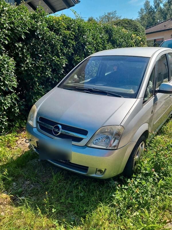 Silber Gebraucht 2004 Opel Meriva Van / Kleinbus | 580 € (Superpreis) - Bild 1/4