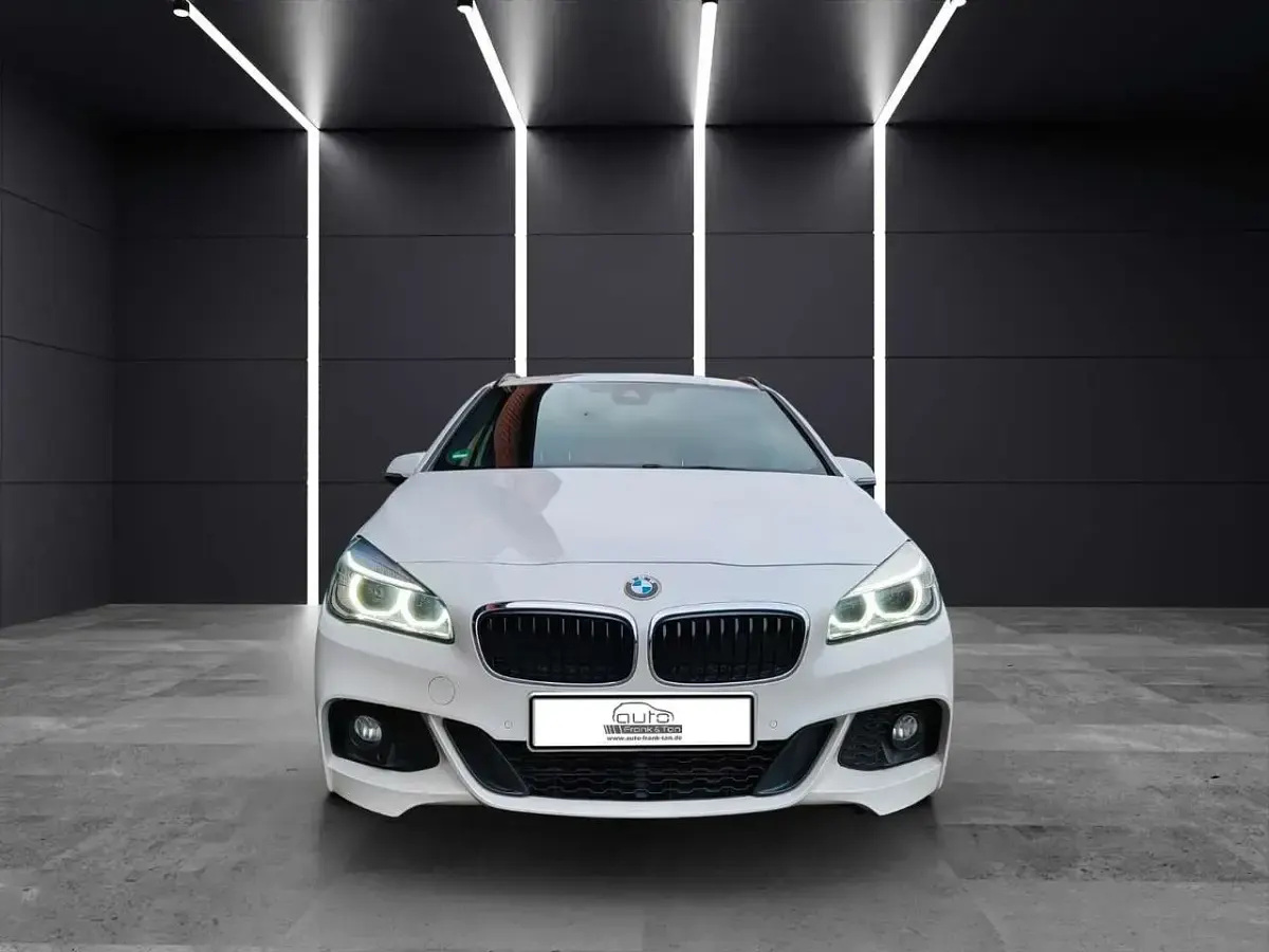 Gebraucht BMW 218 M Sport 136 PS (100 kW) 2016 Mineralweiss Van / Kleinbus