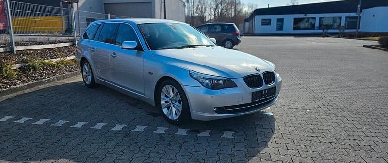 Gebraucht BMW 523 190 PS (139 kW) 2008 Silber Kombi