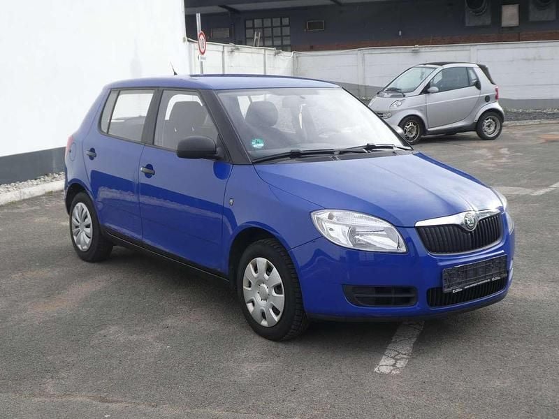 Gebraucht Skoda Fabia 60 PS (44 kW) 2009 Dynamicblau Kleinwagen