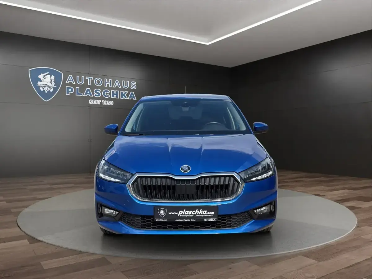 Gebraucht Skoda Fabia Ambition 95 PS (69 kW) 2023 Raceblau Kleinwagen