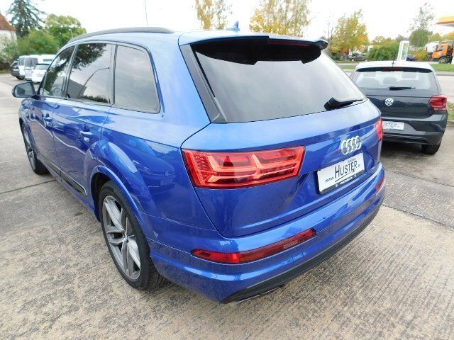 Gebraucht Audi SQ7 Ambiente 435 PS (319 kW) 2017 Blau metallic SUV