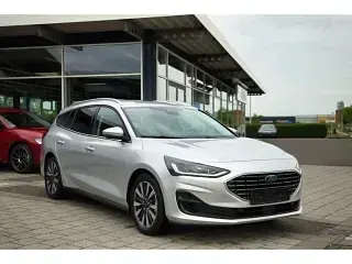 Gebraucht Ford Focus Titanium X 155 PS (114 kW) 2023 Polarsilber metallic Kombi