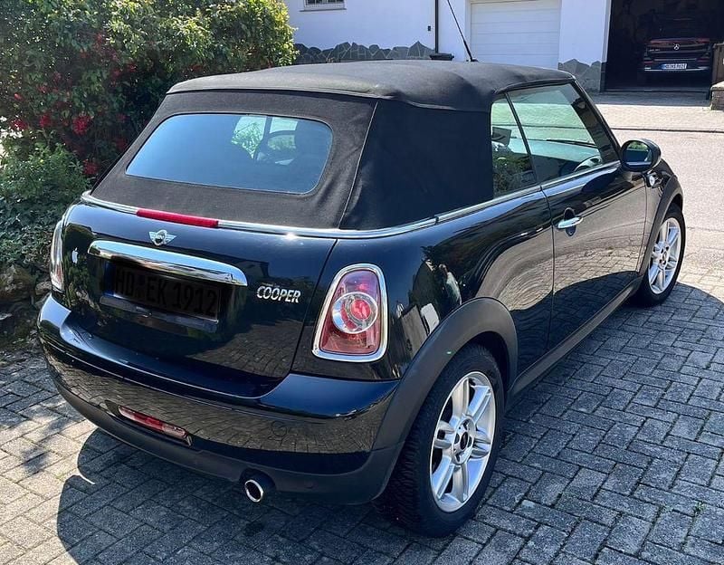 Second-hand Mini Cooper 122 CP (89 kW) 2011 Negru Hatchback