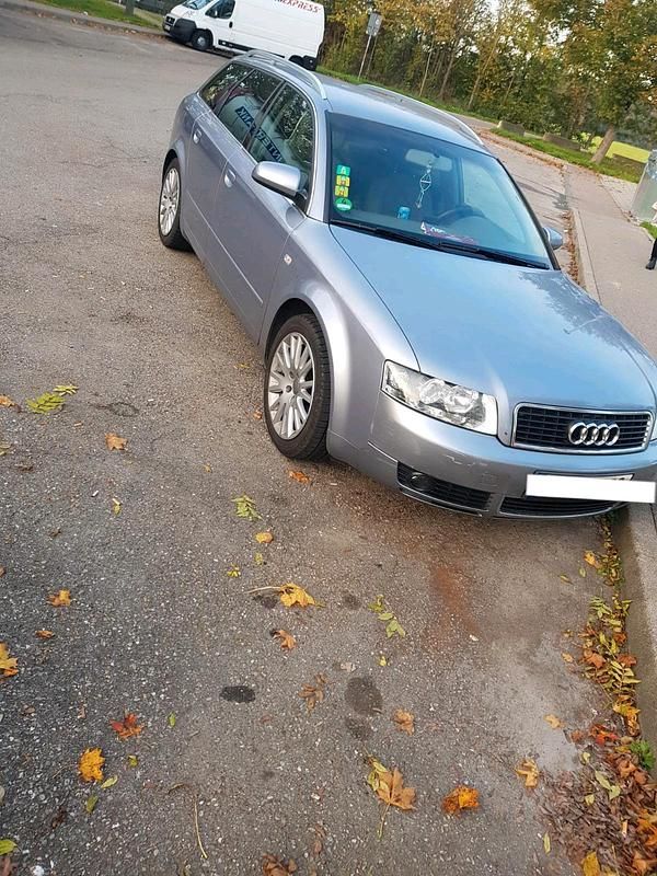 Gebraucht Audi A4 131 PS (96 kW) 2004 Andere farben Limousine
