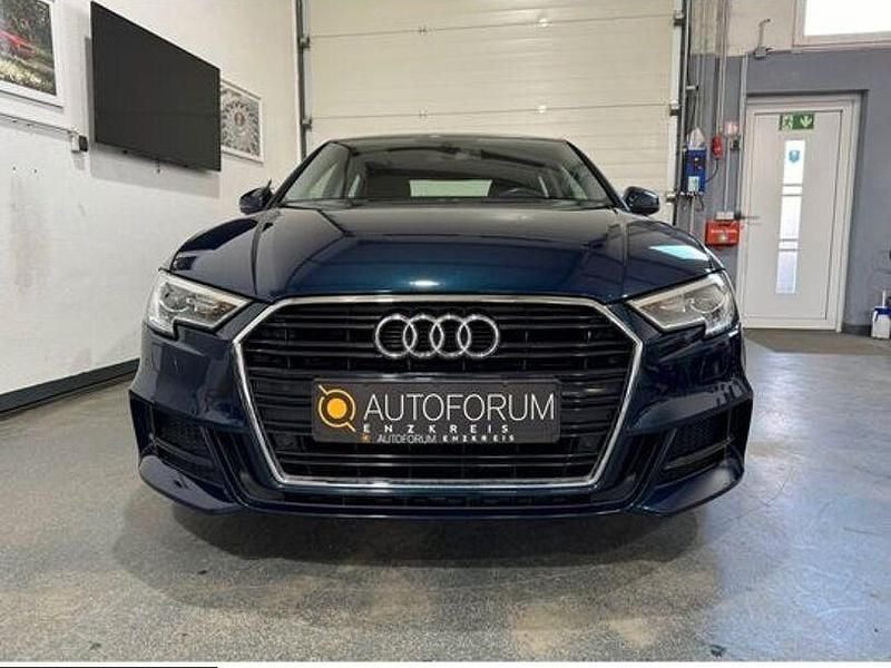 Gebraucht Audi A3 S-Line 125 PS (91 kW) 2019 Blau Limousine